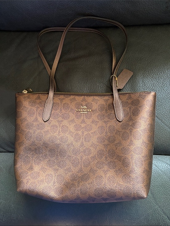 Coach Handbags - Coach medium signature Fiona tote in copper brown